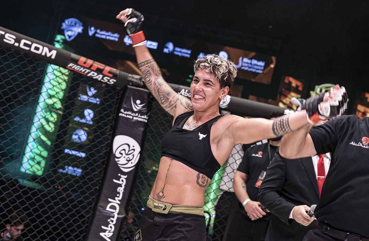 Nora Cornolle Vs Melissa Dixon Mma Combat Boxemag