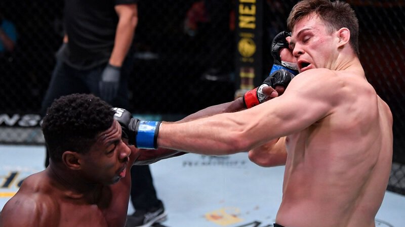 Video - Joaquin Buckley réussi un nouveau KO brutal à l'UFC 255