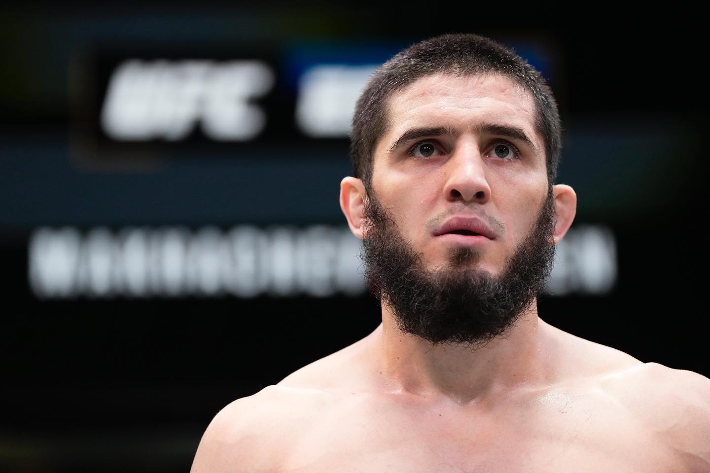 UFC - Islam Makhachev Devra Affronter Dariush Beneil Affirme Dana White